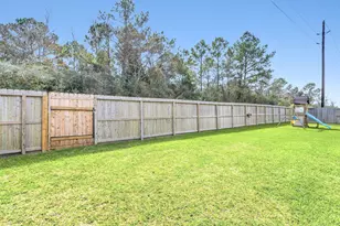 15418 Kings Lake Ct, Mont Belvieu, TX 77523 - Photo 37