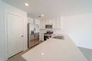 6851 Eastern Cottonwood Ln, Katy, TX 77493 - Photo 9