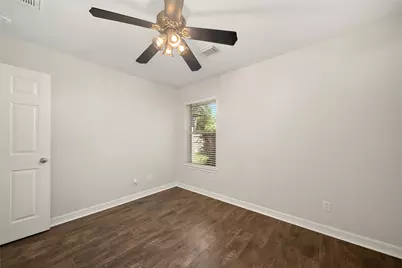 22 Heron Hollow Court, The Woodlands, TX 77382 - Photo 13