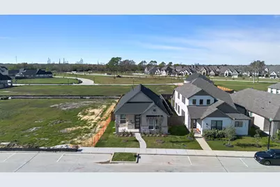 12127 Wild Bend Drive, Mont Belvieu, TX 77523 - Photo 3