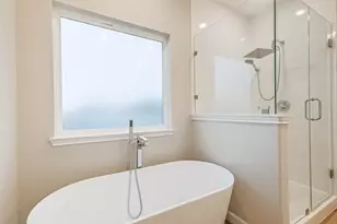 2353 Hoskins Dr, Houston, TX 77080 - Photo 29