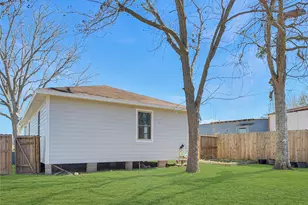 114 8th St, Rosenberg, TX 77471 - Photo 19