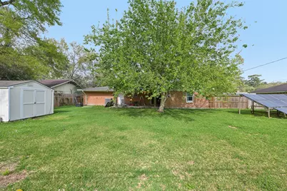 3036 Crest Drive, Dickinson, TX 77539 - Photo 31