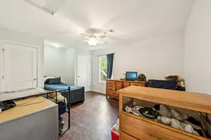 3036 Crest Dr, Dickinson, TX 77539 - Photo 25