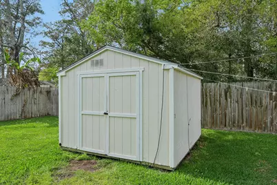 3036 Crest Drive, Dickinson, TX 77539 - Photo 29