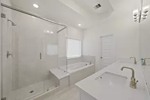 13305 Moncloa Dr, Houston, TX 77047 - Photo 19