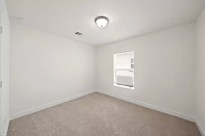 13305 Moncloa Drive, Houston, TX 77047 - Photo 5