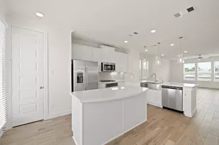 13305 Moncloa Dr, Houston, TX 77047 - Photo 11