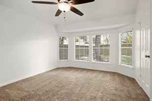 16014 Lakestone Dr, Tomball, TX 77377 - Photo 9