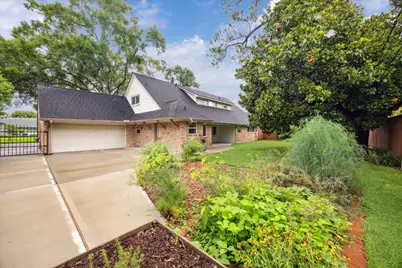 5707 Darnell Street, Houston, TX 77096 - Photo 11