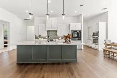 15708 Hoptree Heights Lane, Conroe, TX 77302 - Photo 9