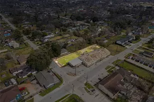 4006 Wayne St, Houston, TX 77026 - Photo 11