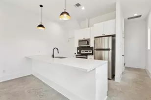 316 N Everton St, Houston, TX 77003 - Photo 3