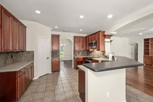 10 Hollow Glen Ln, Tomball, TX 77375 - Photo 11