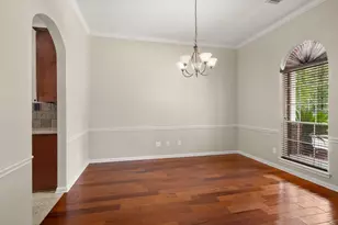 10 Hollow Glen Ln, Tomball, TX 77375 - Photo 5