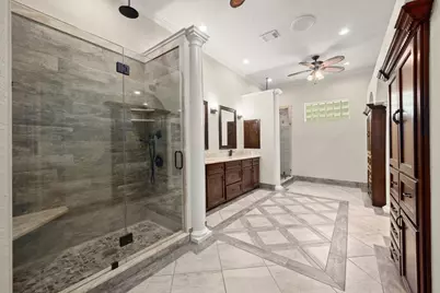 10 Hollow Glen Lane, Tomball, TX 77375 - Photo 19