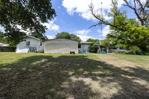 217 Kennard St, Buffalo, TX 75831 - Photo 17