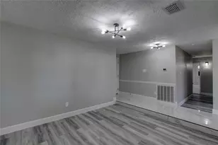 6830 Desert Rose Ln, Houston, TX 77086 - Photo 9