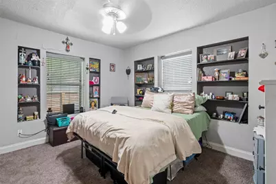 4630 Woodside Street #1, Houston, TX 77023 - Photo 7