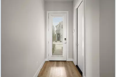 8118 Esther Acres, Houston, TX 77088 - Photo 5