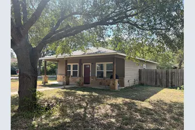 406 San Jacinto Street, Smithville, TX 78957 - Photo 1