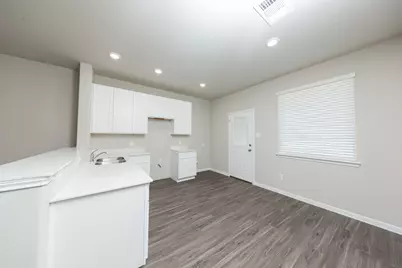 9258 Grace Ridge Drive, Willis, TX 77318 - Photo 5
