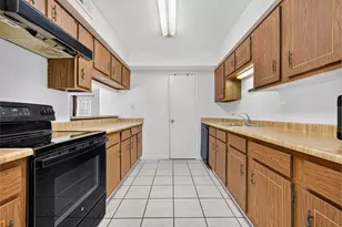 4068 Belle Park Dr, Houston, TX 77072 - Photo 3