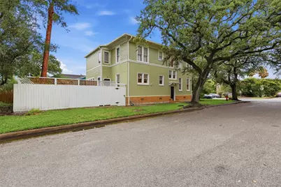 1804 33rd Street, Galveston, TX 77550 - Photo 41