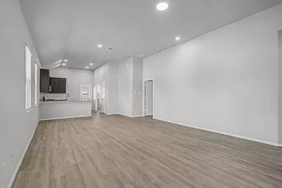 10434 Rochester Hills Lane, Tomball, TX 77375 - Photo 5