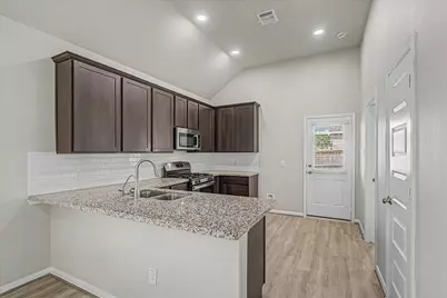 10434 Rochester Hills Lane, Tomball, TX 77375 - Photo 13