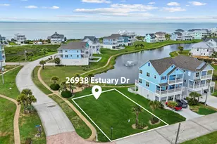 26938 Estuary Dr, Galveston, TX 77554 - Photo 3