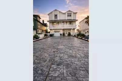 431 Hana Drive, Tiki Island, TX 77554 - Photo 1