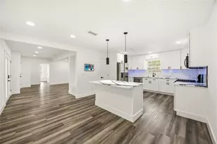 1530 15th Ave N, Texas City, TX 77590 - Photo 11