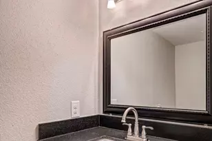 5005 Georgi Ln, Houston, TX 77092 - Photo 9
