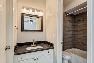 5005 Georgi Lane #165, Houston, TX 77092 - Photo 17