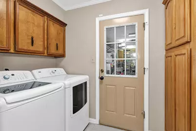 51 Lotus Court, Lake Jackson, TX 77566 - Photo 31