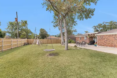 51 Lotus Court, Lake Jackson, TX 77566 - Photo 35