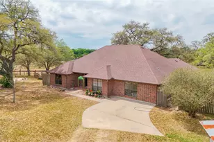 10782 Co Rd 284, Edna, TX 77957 - Photo 3