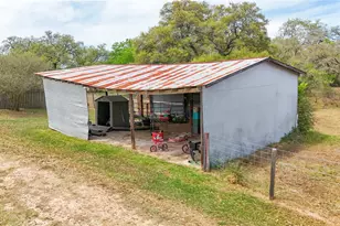 10782 Co Rd 284, Edna, TX 77957 - Photo 41
