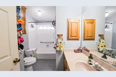 10782 County Road 284, Edna, TX 77957 - Photo 29