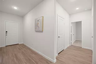 11624 Whirlaway Dr, Willis, TX 77318 - Photo 5