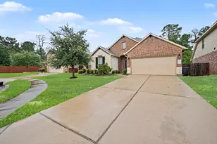 24554 Grayson Falls Ln, Spring, TX 77389 - Photo 3
