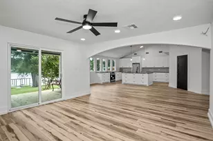 464 Sherwood Forest Dr W, Ivanhoe, TX 75979 - Photo 15