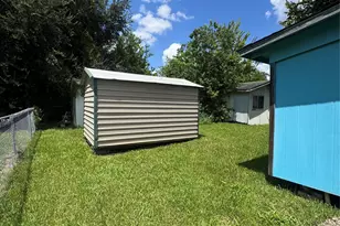 4211 Castor St, Houston, TX 77022 - Photo 5
