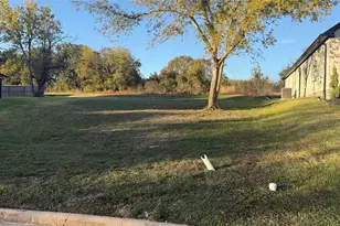 154 Bermuda Cir, Montgomery, TX 77356 - Photo 1