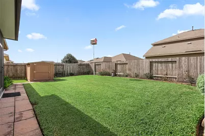 2219 Emerald Lane, Texas City, TX 77591 - Photo 9