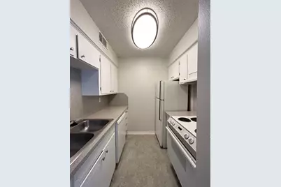 3902 Mandell Street #9, Houston, TX 77006 - Photo 9