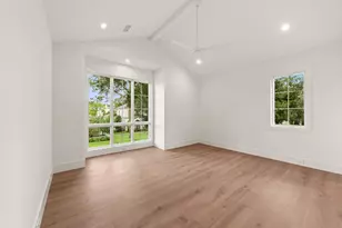 534 W Dana Ln, Piney Point Village, TX 77024 - Photo 31