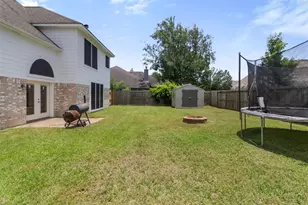 10310 Little Oak Dr, Baytown, TX 77523 - Photo 27