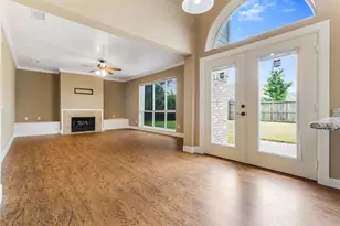 10310 Little Oak Dr, Baytown, TX 77523 - Photo 11